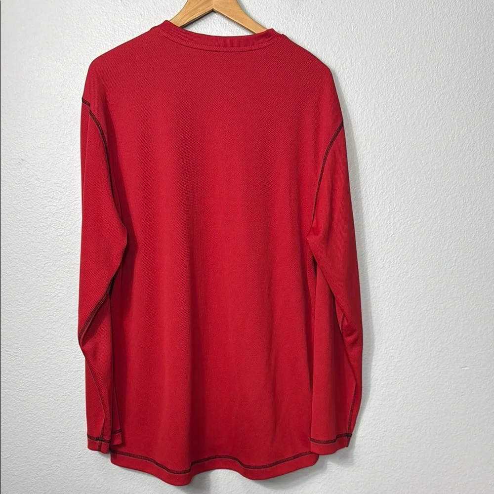 Vintage Y2K Nike Men's‎ Red and Black Crewneck Shirt